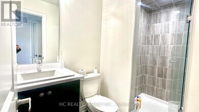 2852 Whites Rd in Pickering, ON - Building Photo - Building Photo