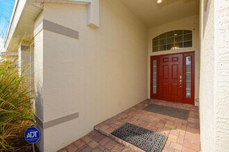 9756 Palm Breezes Dr in Fort Pierce, FL - Building Photo - Building Photo