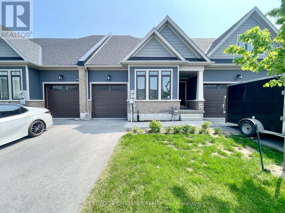 4311 Mann St in Niagara Falls, ON - Building Photo