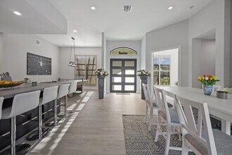 1950 S Club Dr in Wellington, FL - Building Photo - Building Photo