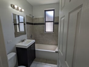 6201-6203 S Langley Ave in Chicago, IL - Foto de edificio - Building Photo