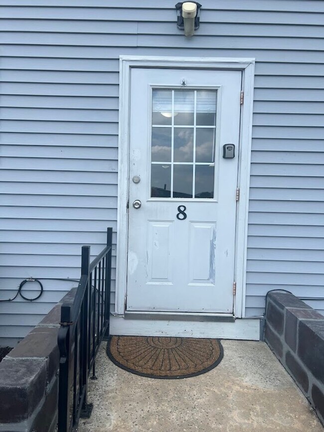 709 Hill Rd in Wernersville, PA - Building Photo - Building Photo