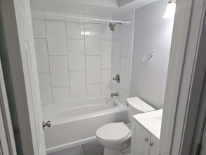 442 N Ardmore Ave in Villa Park, IL - Building Photo - Building Photo