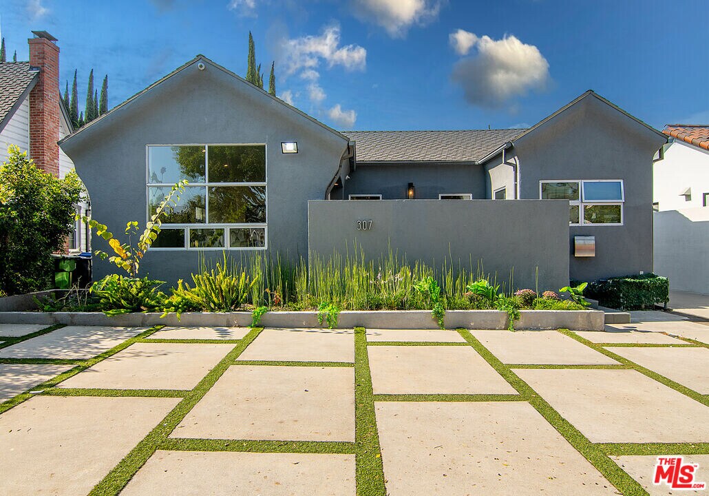 307 S Citrus Ave in Los Angeles, CA - Building Photo