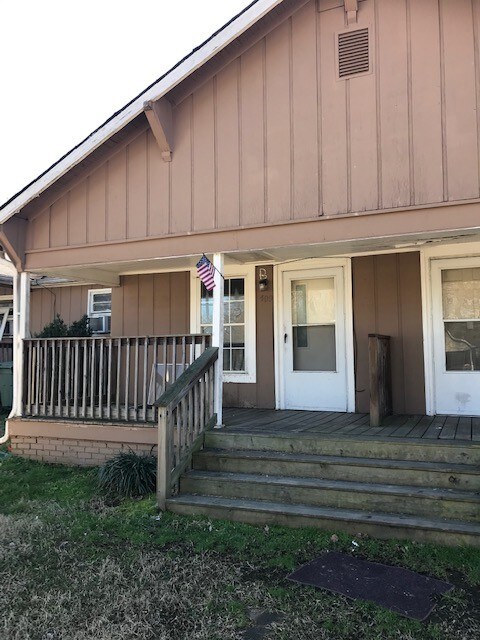 409 Morton St-Unit -Unit B in Thomasville, NC - Building Photo