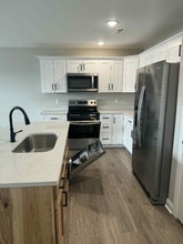 418-420 Nandino Cir in Berea, KY - Building Photo - Building Photo