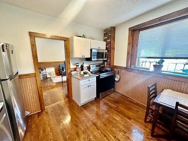 9 Garden Ct, Unit 2 in Boston, MA - Building Photo - Building Photo