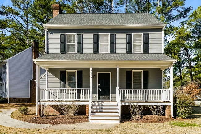 property at 7329 N Thorncliff Pl