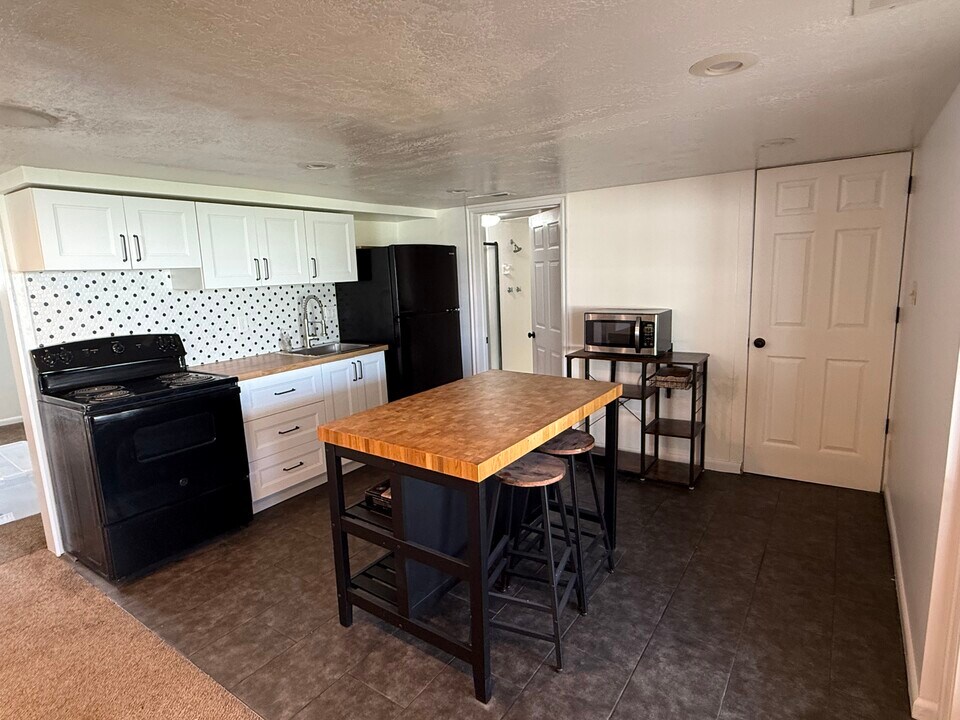 3472 S 50 E in Bountiful, UT - Building Photo