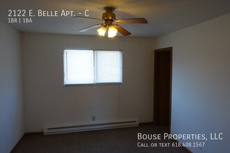 2122 E Belle Ave in Belleville, IL - Building Photo - Building Photo