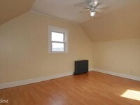 157 Pearl St, Unit #2 in Somerville, MA - Building Photo - Building Photo