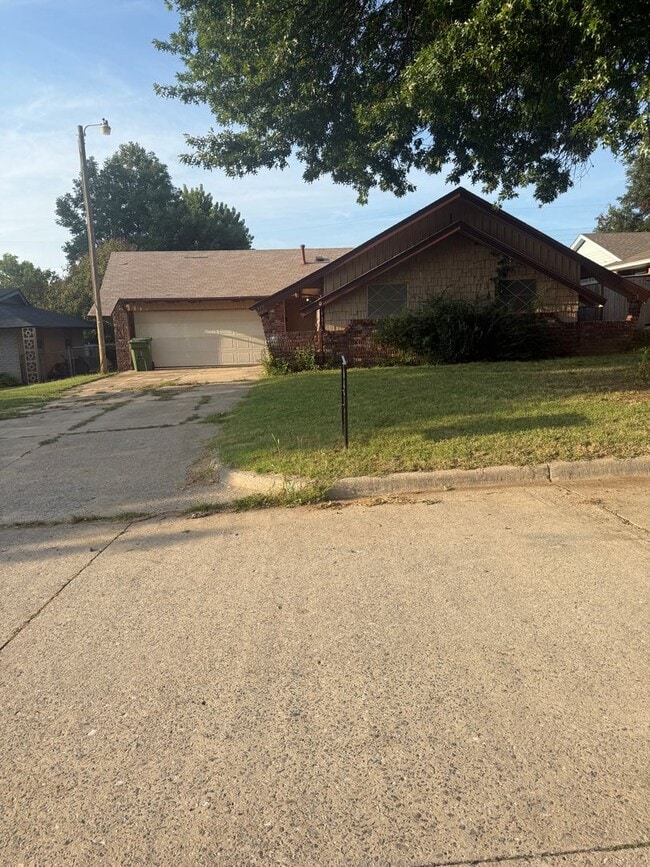 property at 315 Willow Pl