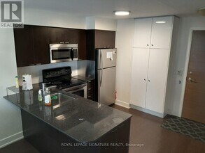 23 Sheppard Ave E in Toronto, ON - Building Photo - Building Photo