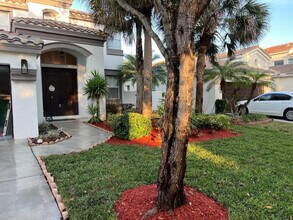 4926 Ave in Hollywood, FL - Building Photo - Building Photo