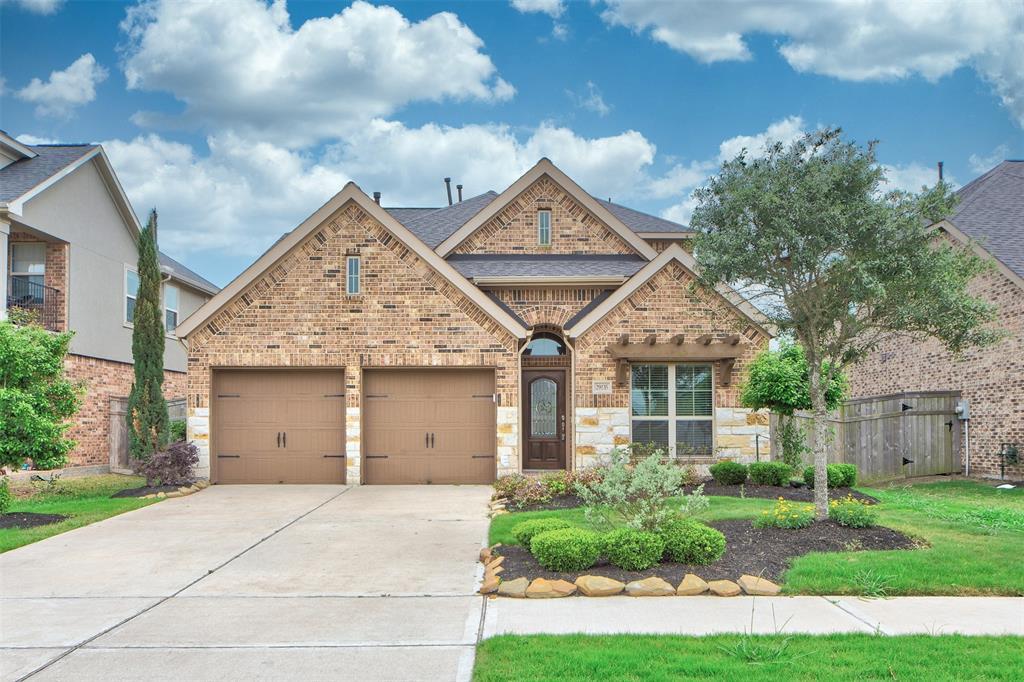 29135 Marina Point Ln in Fulshear, TX - Building Photo