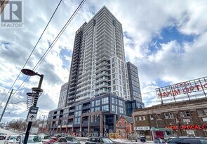 286 Main St in Toronto, ON - Building Photo