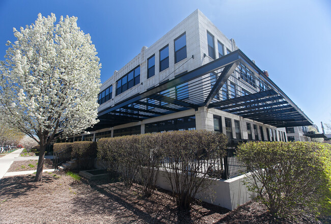 property at 1111 W 14th Pl
