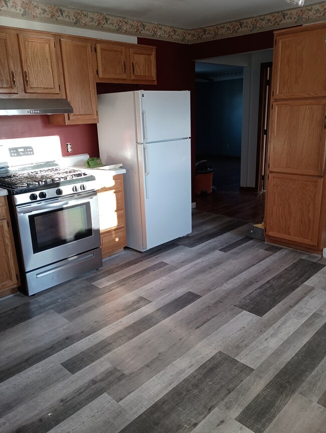 121 E Lightner St, Unit Lower apartment
