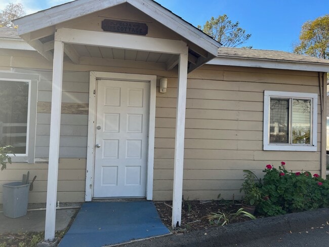 property at 863A Atherton Ave