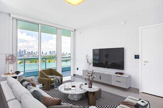 540 West Ave in Miami Beach, FL - Building Photo - Building Photo