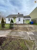 6924 NE 7th Ave in Portland, OR - Building Photo