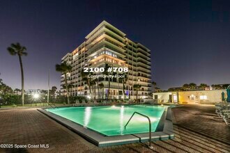 2100 N Atlantic Ave in Cocoa Beach, FL - Building Photo - Building Photo