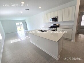 7441 Capstone Dr in Groveland, FL - Building Photo - Building Photo