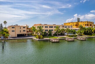 Westwinds Waterfront Resort in Treasure Island, FL - Building Photo - Building Photo