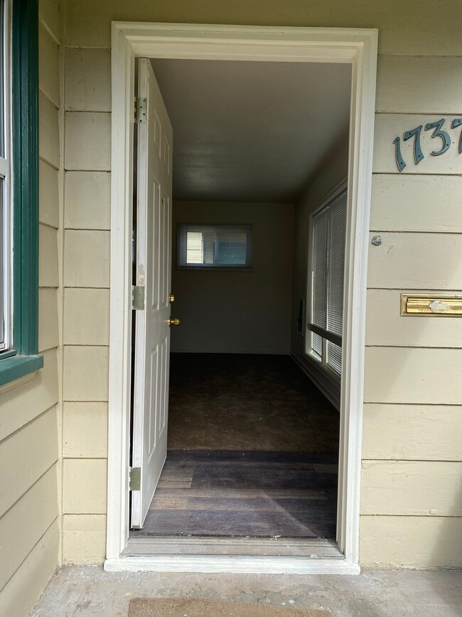 1415 18th St NE in Salem, OR - Building Photo - Building Photo