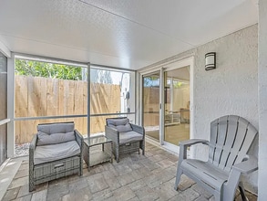 241 S Brevard Ave in Cocoa Beach, FL - Building Photo - Building Photo