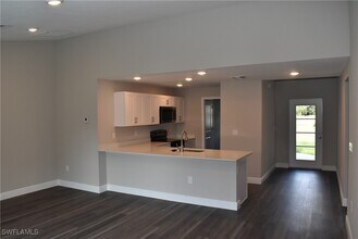 5572 Carso Terrace in North Port, FL - Building Photo - Building Photo
