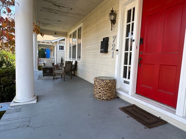 property at 721 Maryland Ave