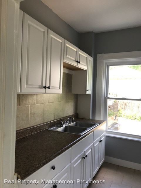 175 Amherst St in Providence, RI - Building Photo