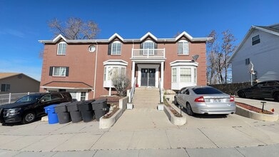 335 E 830 S in Farmington, UT - Building Photo - Building Photo