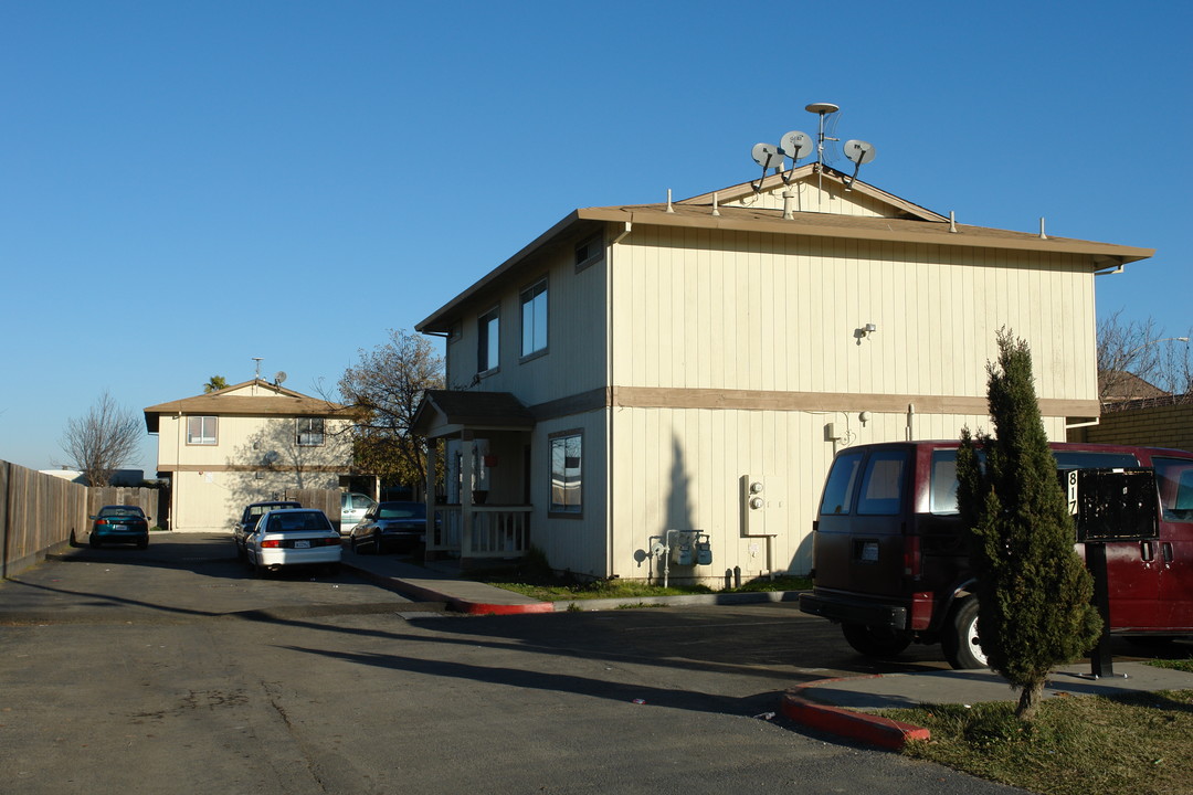 817 Elkington Ave in Salinas, CA - Building Photo