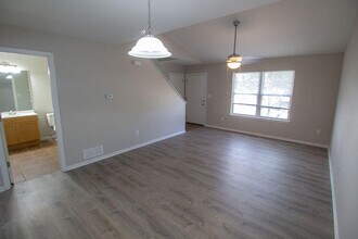 1401 Bodie Dr in Columbia, MO - Building Photo - Building Photo