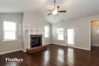 286 S Village Square in Canton, GA - Building Photo - Building Photo