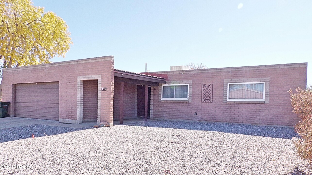 4802 Paseo Las Palmas in Sierra Vista, AZ - Building Photo