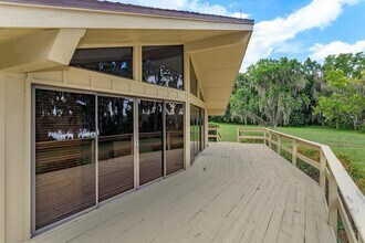 8728 FL-33 in Groveland, FL - Building Photo - Building Photo