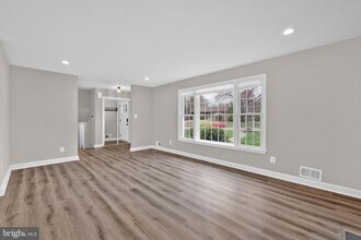 2215 Lida Ct in Alexandria, VA - Building Photo - Building Photo