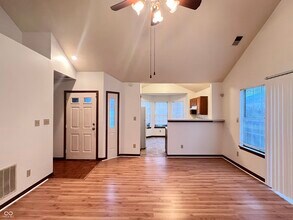 4923 Peony Pl in Indianapolis, IN - Building Photo - Building Photo