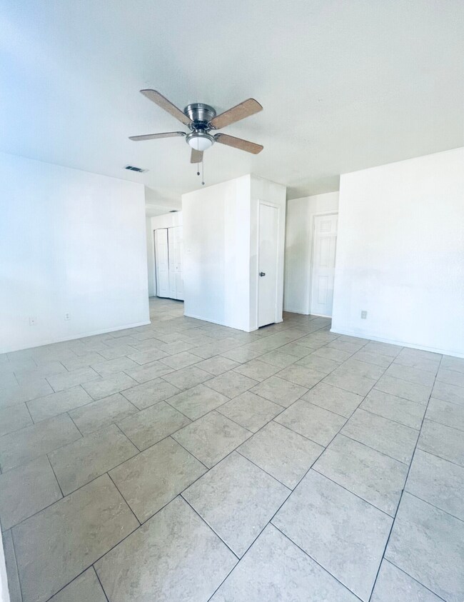 1705 Benttree Dr, Unit A in Killeen, TX - Foto de edificio - Building Photo