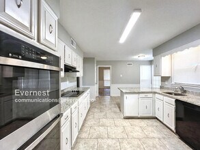2199 Kingsrow Pkwy in Memphis, TN - Building Photo - Building Photo