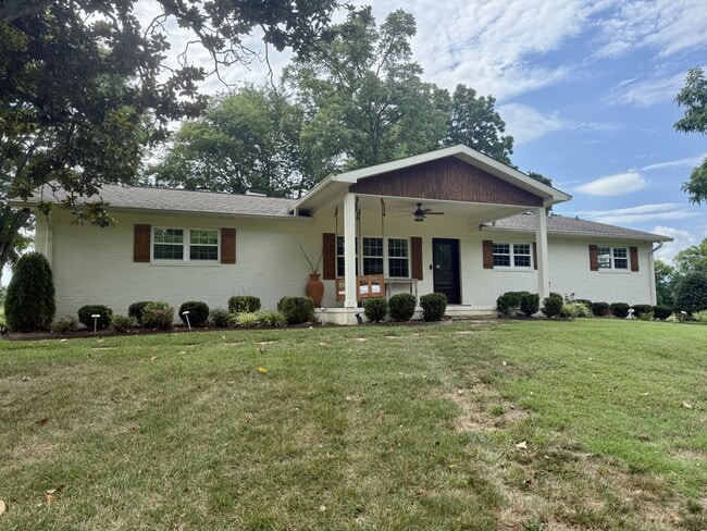 property at 1950 Cochran Rd