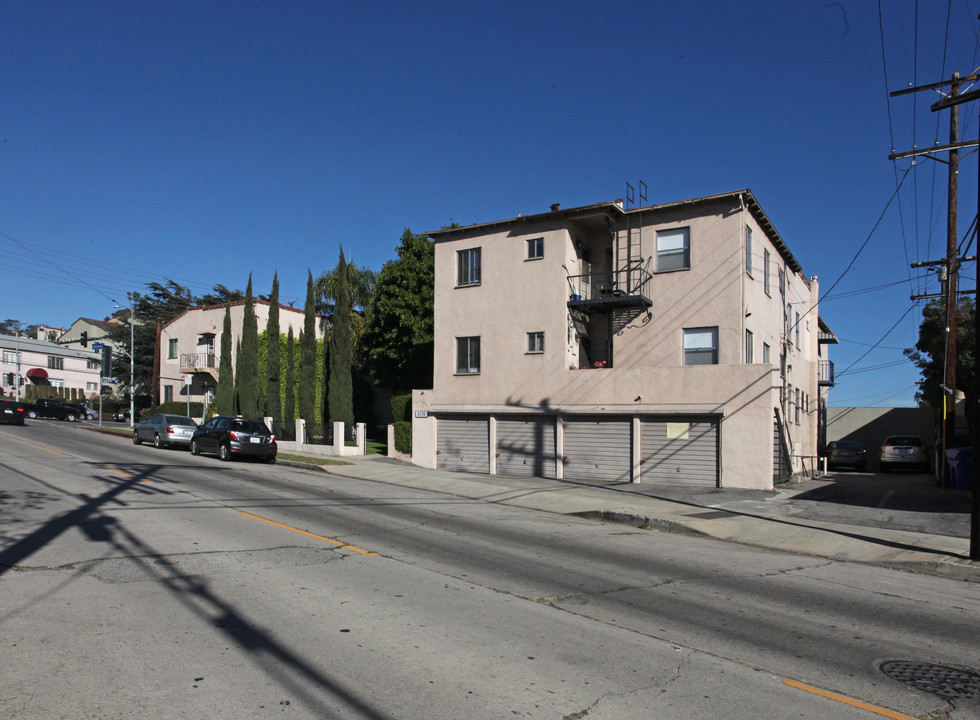 2170-2172 Commonwealth Ave in Los Angeles, CA - Foto de edificio