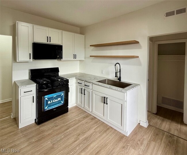 property at 3308 Archwood Ave