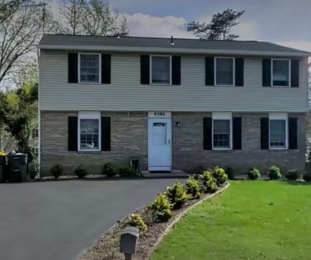 9306 Kite St, Unit Single house