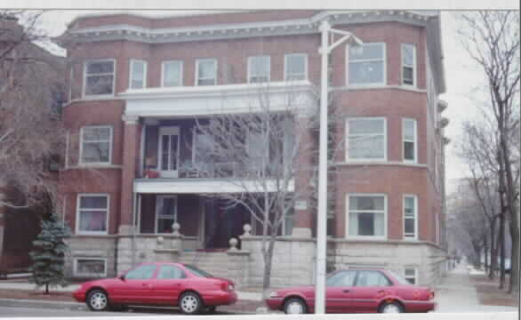 3034-3036 W Logan Blvd in Chicago, IL - Foto de edificio - Building Photo