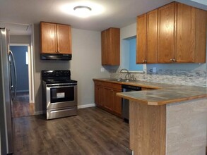 5398 Romance Ln in Cincinnati, OH - Building Photo - Building Photo