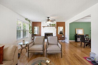 8410 Smoketree Cir in Ooltewah, TN - Building Photo - Building Photo